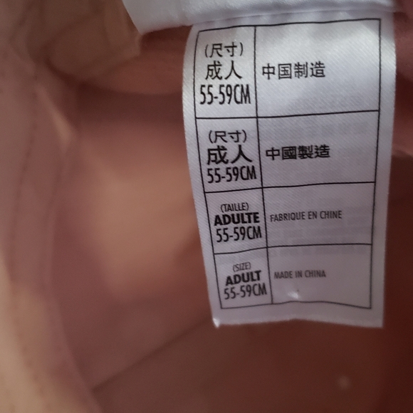 Disney Cap - Picture 3 of 4